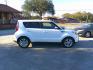 2014 WHITE KIA SOUL + (PLUS) (KNDJP3A50E7) , located at 1200 Cassat Avenue, Jacksonville, FL, 32205, (904) 695-1885, 30.302404, -81.731033 - Photo#4